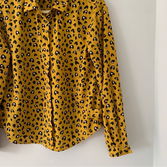 Yellow And Black Button down Blouse - Picture 6 of 15